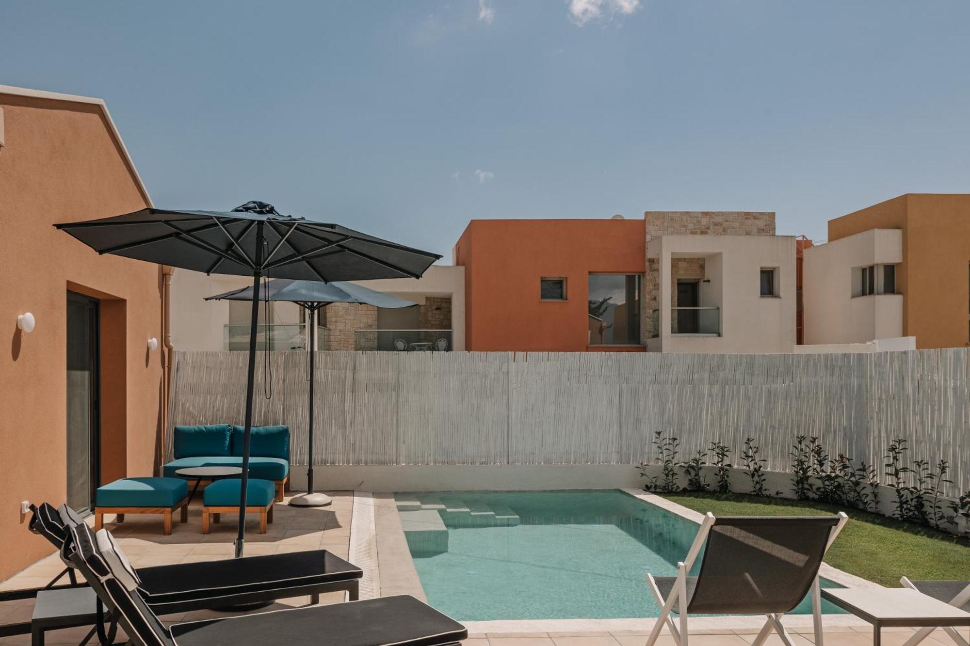 Tessera Villas & Studios Collection Гоувия Экстерьер фото