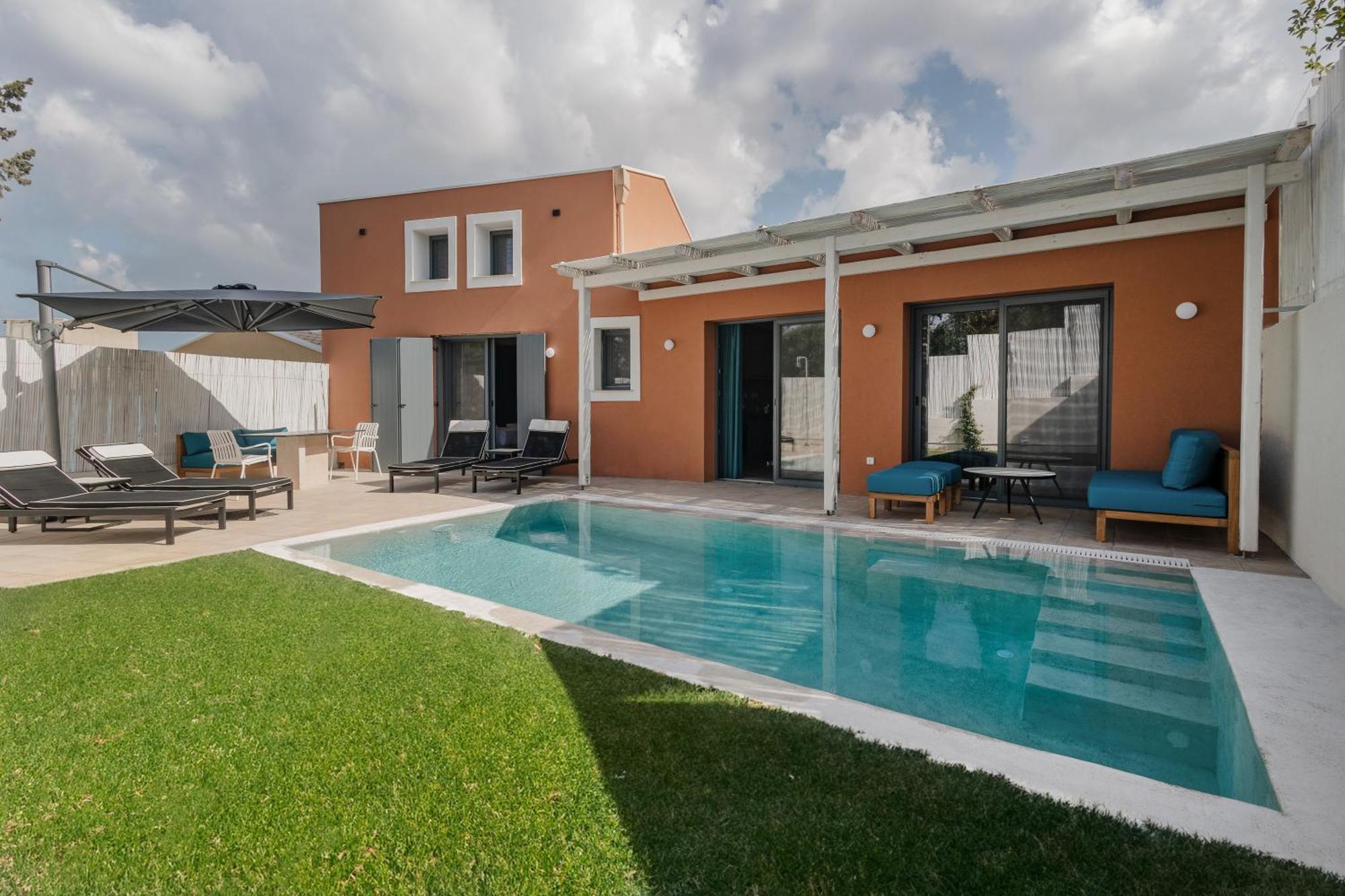 Tessera Villas & Studios Collection Гоувия Экстерьер фото